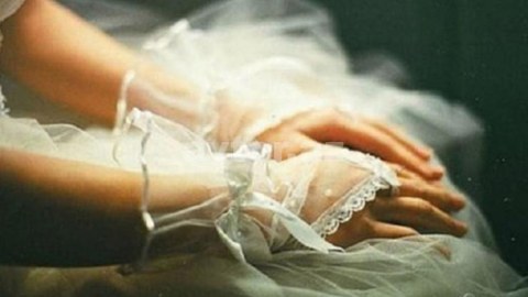 Komitə 14 yaşlı qızın ərə verilməsini ARAŞDIRIB