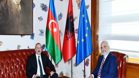 İlham Əliyev Albaniyanın baş naziri ilə görüşüb - YENİLƏNİB