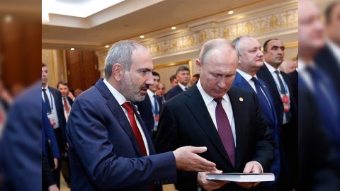 Putin İrəvanda etiraz aksiyası ilə qarşılana bilər