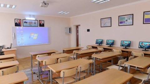 Büdcə vəsaiti bəs etmir, valideynlərdən də pul yığılır - Təhsilin sağalmaz yarası...