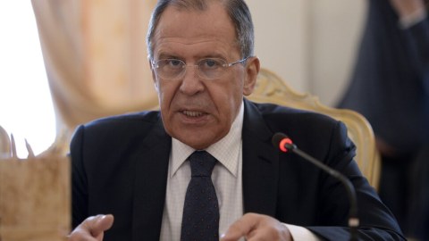 Lavrov İrəvana gedir