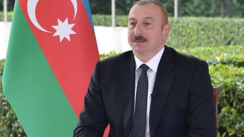 Prezidentin köməkçiləri 10 nəfər oldu - SİYAHI