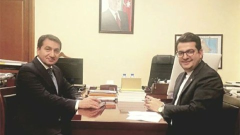 Hikmət Hacıyev İran səfiri ilə görüşdü