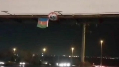 Heydərabadda Azərbaycan bayrağı dalğalanır - VİDEO