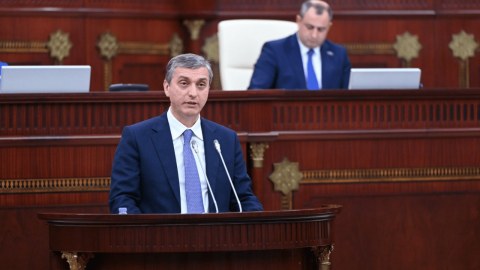 Palatadan növbəti il üçün maaş və pensiya AÇIQLAMASI