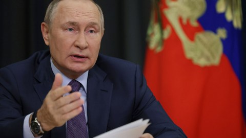 Putin Təhlükəsizlik Şurasının iclasını çağırdı