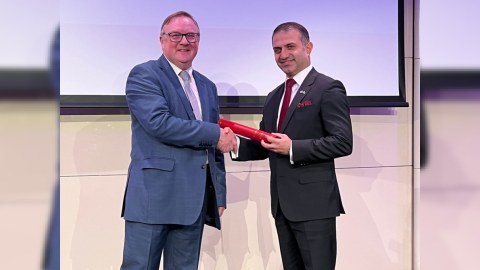 Azərbaycanlı diplomat Britaniyada ilin konsulu seçildi