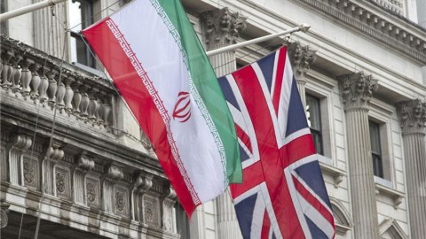İran Britaniyaya nota verdi 