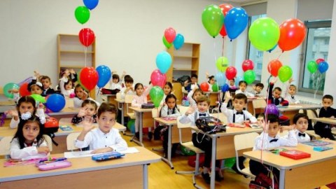 Məktəblərdə payız tətili başa çatdı