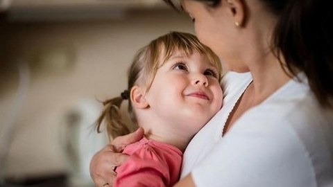 7 uşağın övladlığa verilməsi ləğv edildi