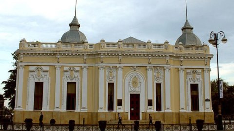 Kukla Teatrında yoxlamalar BAŞLADI