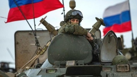 Rusiya Donetsk istiqamətində güclü hücuma keçib