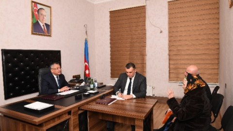 Rövşən Rzayev vətəndaşların müraciətləri dinlədi - FOTO