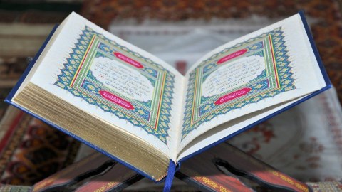 Qurani- Kərimin məşhur müfəssirini aciz duruma düşürən YANLIŞLIQ