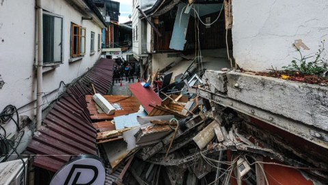 Türkiyədə zəlzələ qurbanlarının sayı artdı - YENİLƏNİB