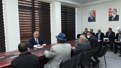 Vüqar Əhmədov Şəmkirdə vətəndaşları qəbul edib
