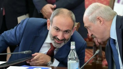 Lukaşenko İrəvanda Paşinyana "söz atdı"