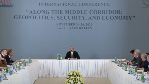 İlham Əliyev beynəlxalq konfransda iştirak edib - YENİLƏNİB