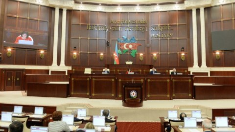 İşsizlikdən Sığorta Fondunun büdcəsi artırıldı