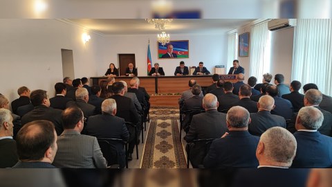 İcra başçısı şöbə müdirinə tapşırıq verdi - FOTOLAR