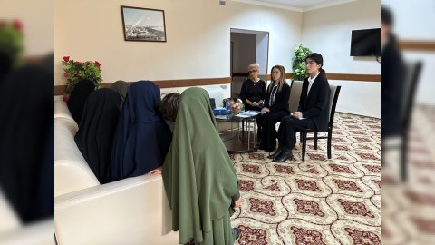 Ombudsman nümayəndələri Suriyadan gətirilənlərlə görüşdü