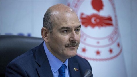 Zəlzələ qəzalı vəziyyətə saldı - Yüzlərlə bina söküləcək 