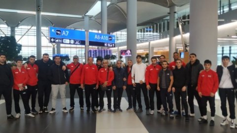 Boksçularımız Madridə yollandı