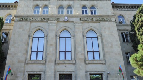 Ədliyyə Nazirliyində 2 idarə ləğv edildi - Yeni baş idarələr yaradıldı