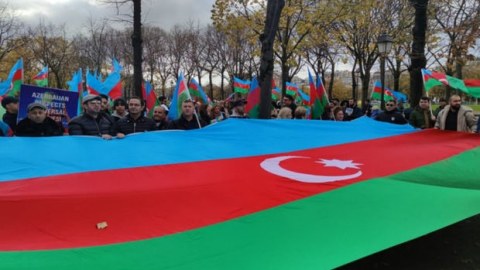 Fransa Milli Assambleyası qondarma qətnaməni gündəlikdən çıxardı