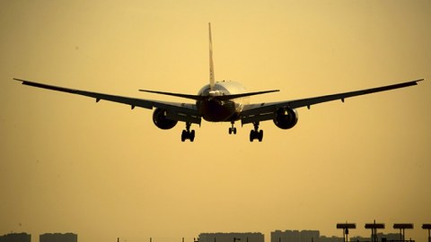 Rusiyada uçuş qadağasının vaxtı uzadıldı