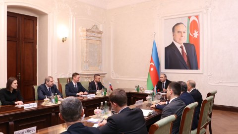 Kamran Əliyev Rusiya Baş Prokurorluğunun rəsmilərilə görüşdü