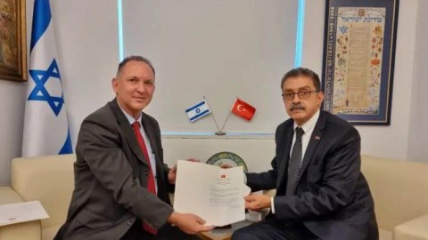 Türkiyə səfiri İsraildə işə başladı
