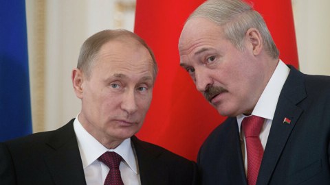 Putin Lukaşenko ilə telefonla danışdı