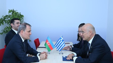 Azərbaycan və Yunanıstan XİN rəhbərləri GÖRÜŞDÜ