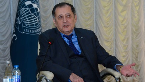 UNEC-də Baba Vəziroğlu ilə görüş keçirilib - FOTO