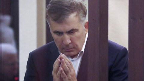 Saakaşvilinin vəziyyəti getdikcə pisləşir