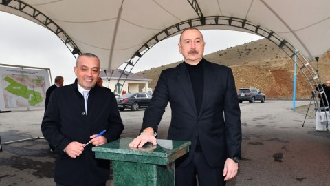Aqroparkı su ilə təmin edən qurğular istifadəyə verildi