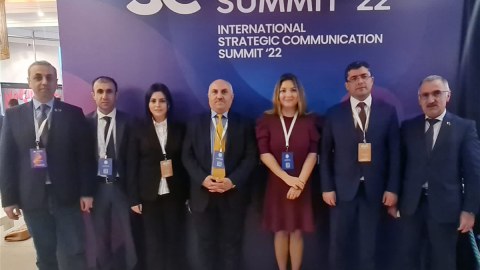 Azərbaycan nümayəndə heyəti beynəlxalq sammitdə