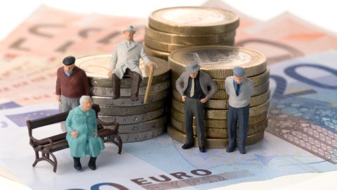Ötən ay pensiyaya çıxanların sayı AÇIQLANIB