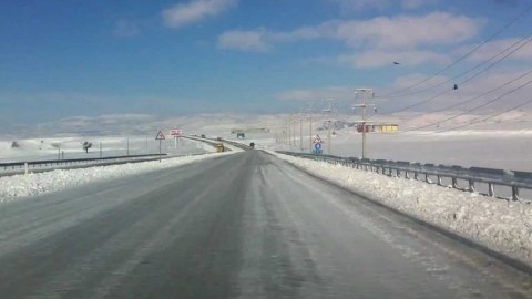 Sürücülərin nəzərinə - Yollar buz bağlayacaq