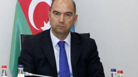 Rövşən Rüstəmova müşavir TƏYİN OLUNDU