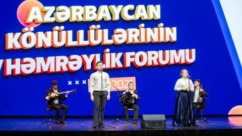 Azərbaycan könüllülərinin həmrəylik forumu keçirilir