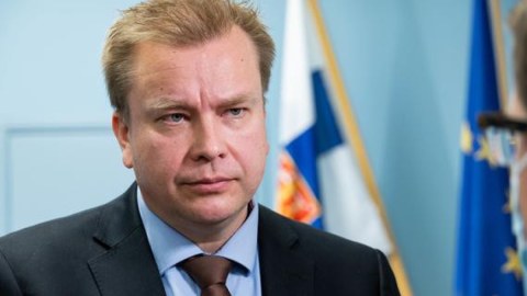Finlandiyanın müdafiə naziri Türkiyəyə GƏLİR 