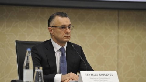 Nazir müharibə iştirakçısı ilə bağlı əmr İMZALADI