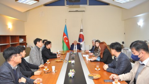 BMU-da Koreya nümayəndələri ilə görüş keçirildi