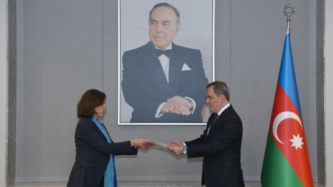 Fransanın yeni səfiri Bakıya gəldi - Nazir onu qəbul etdi