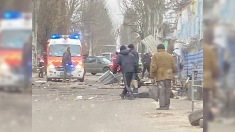 Rusiya Ukraynanın bu şəhərini vurdu - Ölənlər var 