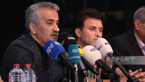 “Burada ciddi oyun gedir” - Kukla Teatrının direktoru
