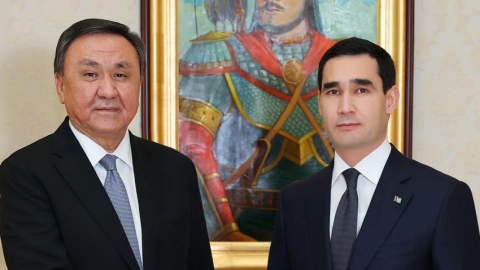 TDT Baş katibi Berdiməhəmmədovla görüşdü 