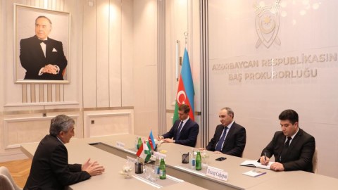 Baş prokuror Tacikistan səfiri ilə görüşüb